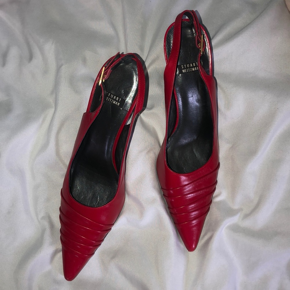 Stuart Weitzman leather pointy toed heels 👠